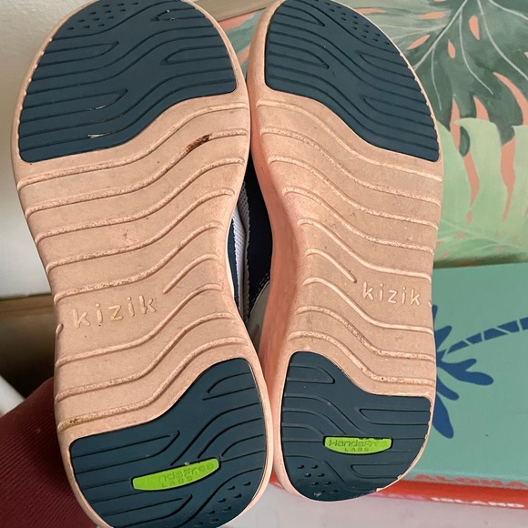 BOGO Kizik Athens Bahama Sneakers - Picture 10 of 10